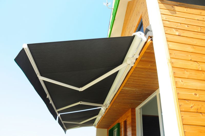 Retractable Awning Replacement in Sonoma County, CA